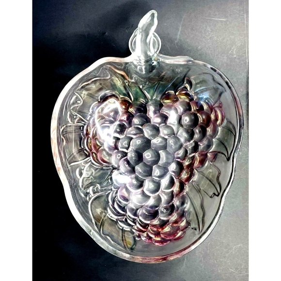Vintage Indiana Glass Grape Cluster Bowl 13"x 9.5" x 3.25" Clear Purple/Pink Hue - Picture 4 of 4